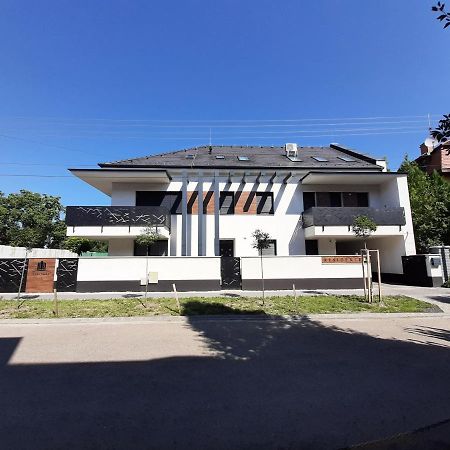 Appartamento Judona Hajdúszoboszló Esterno foto